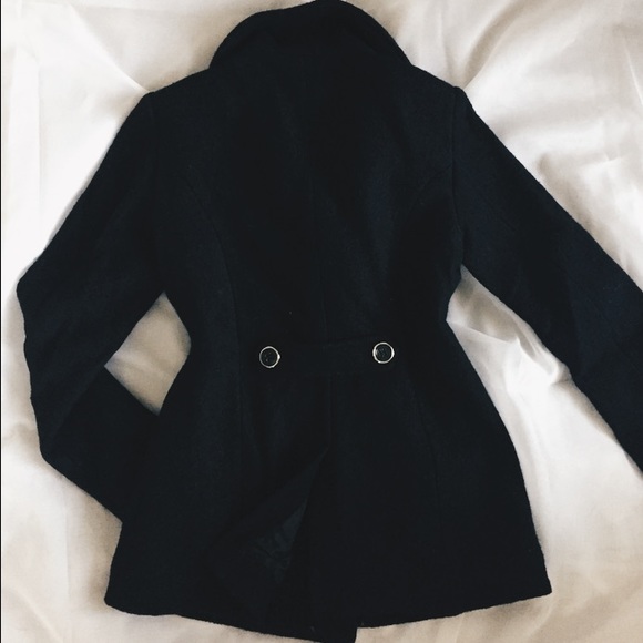 Wool pea coat. Black. In great condition. - Picture 4 of 4